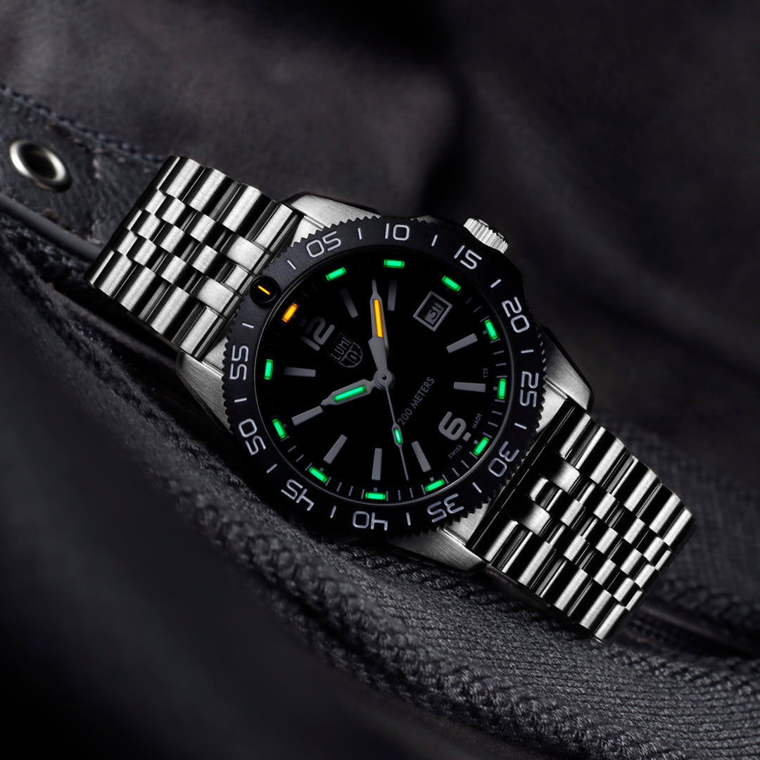 Pacific Diver Ripple Series - 3122.M