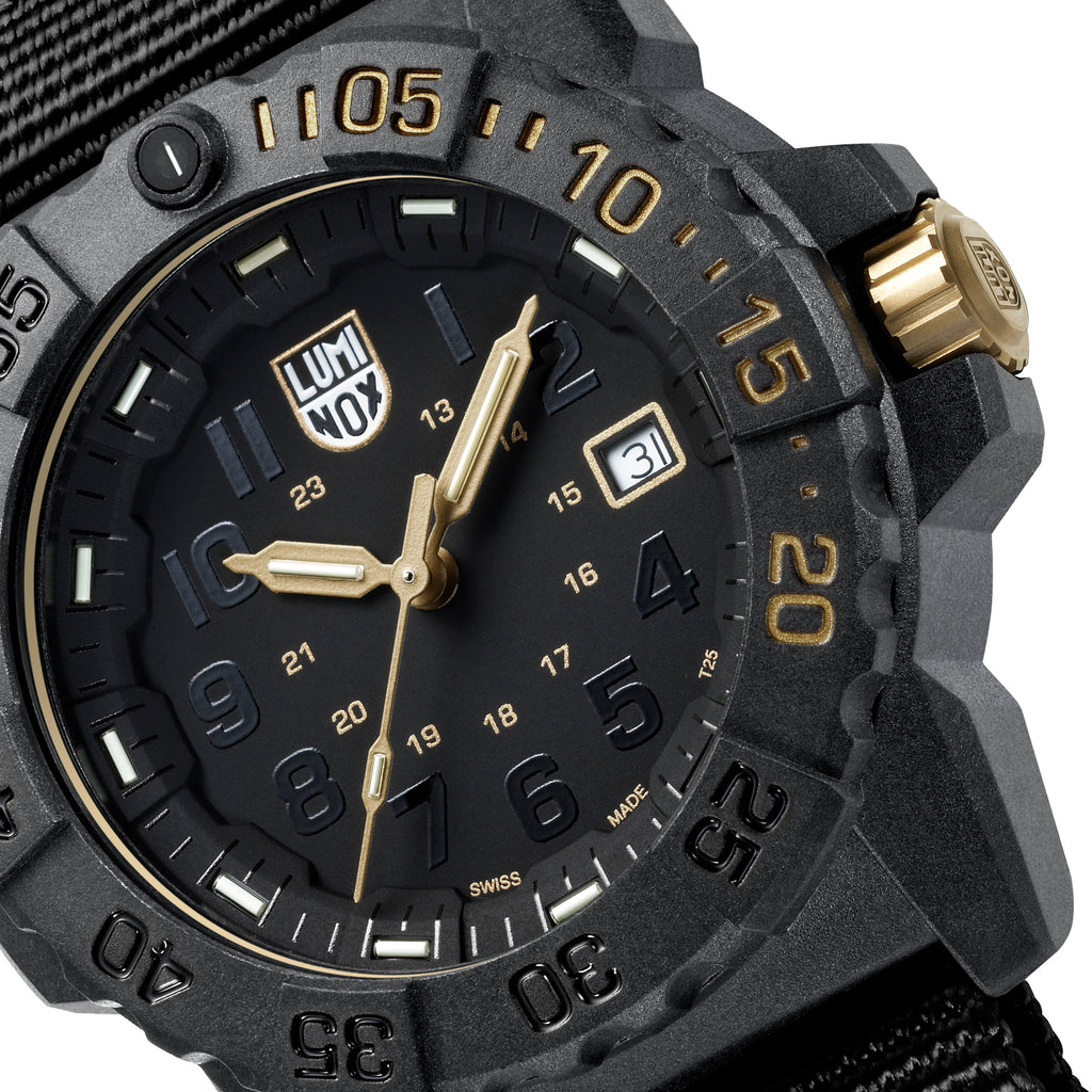 Luminox Navy SEAL 3500 Gold, Limited Edition The Gold Standard
