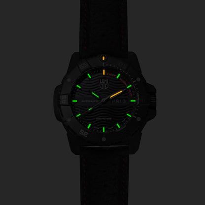 Luminox 'Wave Crest' Automatic Limited Edition - 3875.ESC.N
