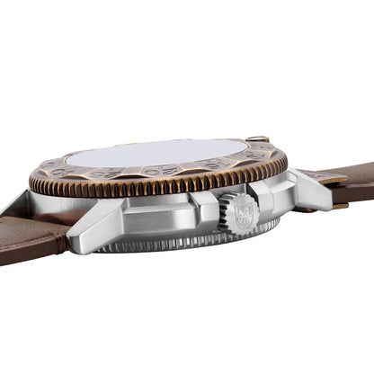 Adventure Watch - 1301.LG