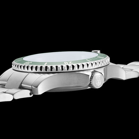 Luminox submariner sales