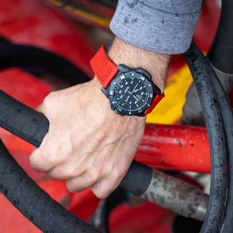 Master Carbon SEAL Automatic Series 3875 Shop Official Luminox