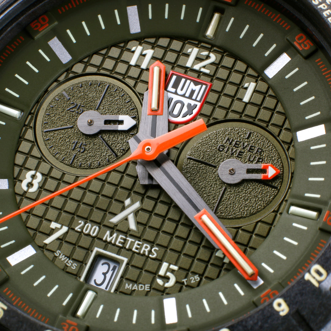 Bear Grylls Survival LAND - 3797.KM – Shop Official Luminox