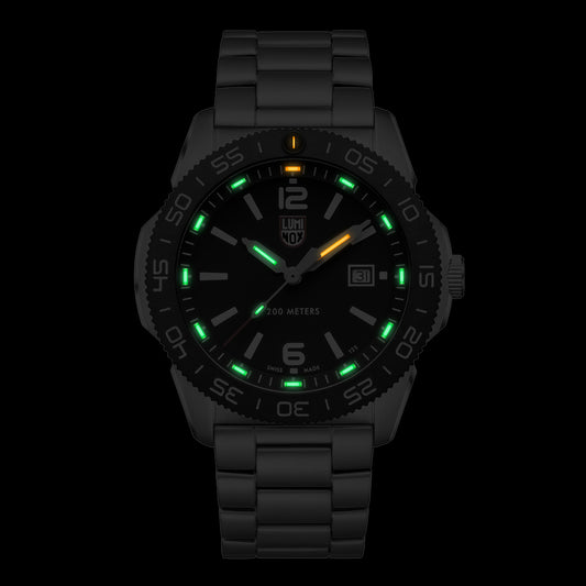 Pacific Diver Series - 3122