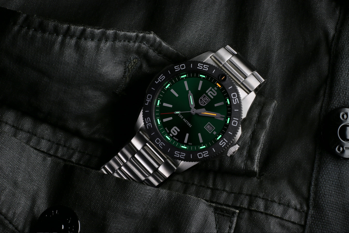 Pacific Diver Series - 3137